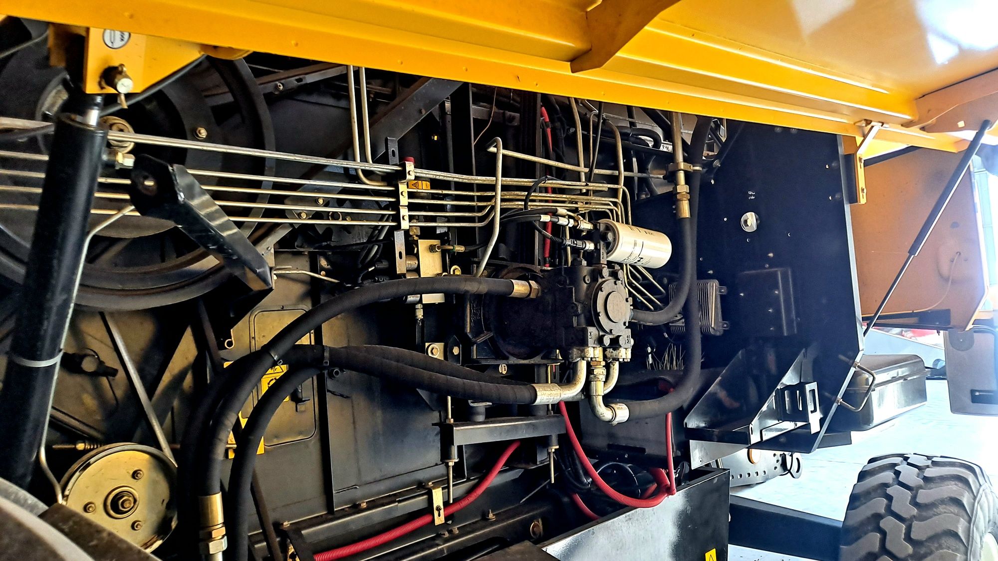 Kombajn New Holland TC 5070