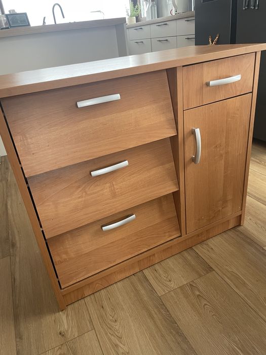 Szafka na buty w dobrym stanie