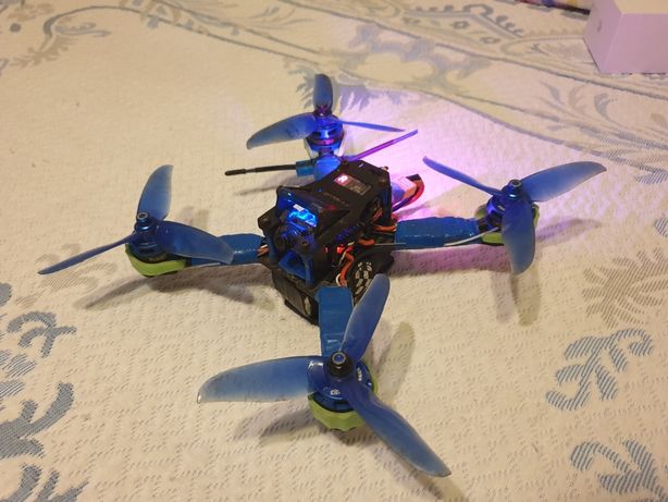 Drone racer QAV-X