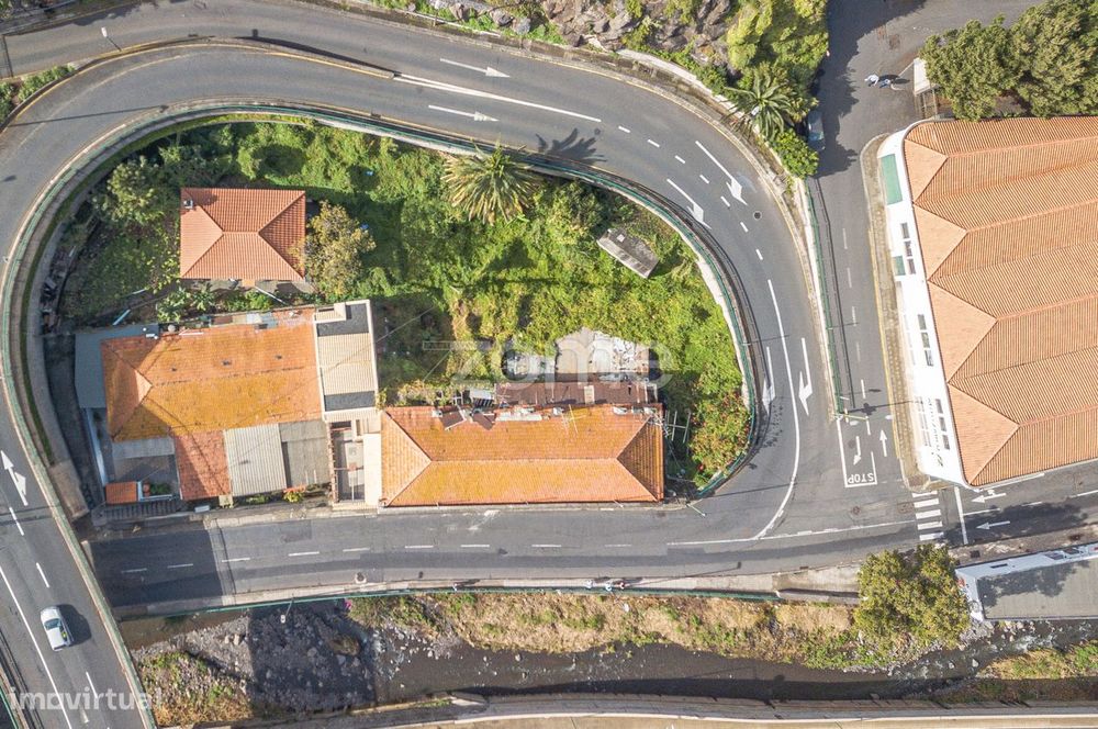 Prédio urbano para recuperar