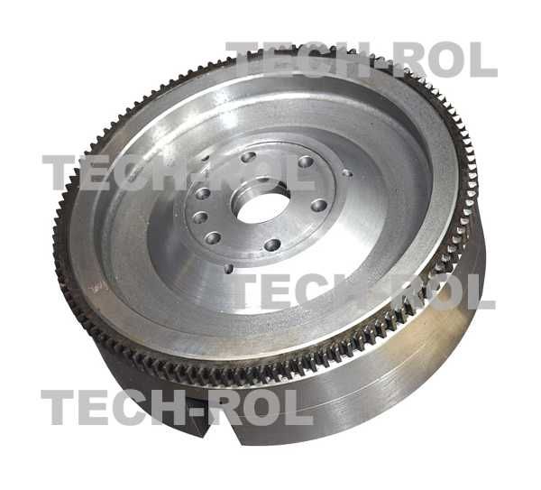 Koło zamachowe w komplecie z wieńcem pasuje do C-360-3P