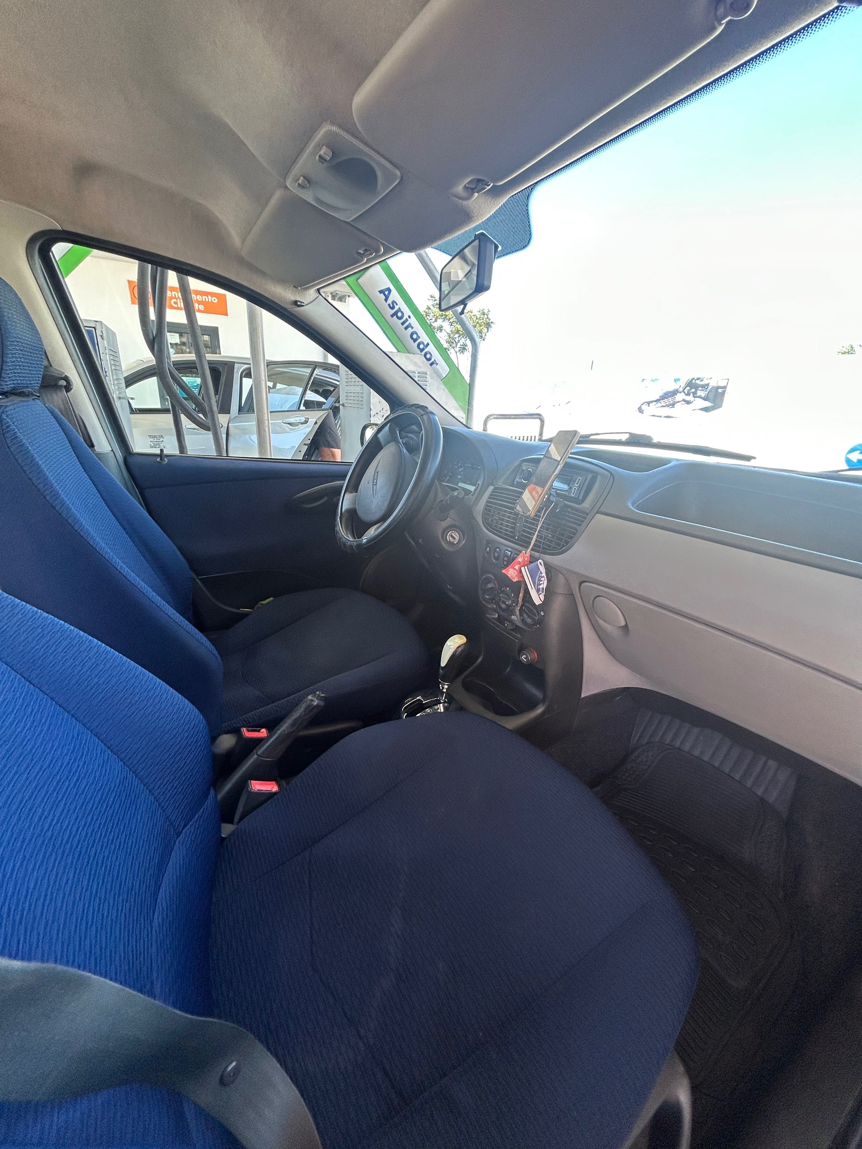 FIAT Punto 2000 1.2 gasolina