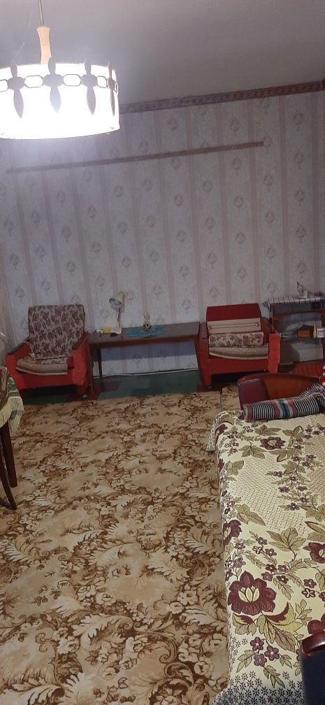 Сдам 2-комн. квартиру район ДК Металлург (Косиора)