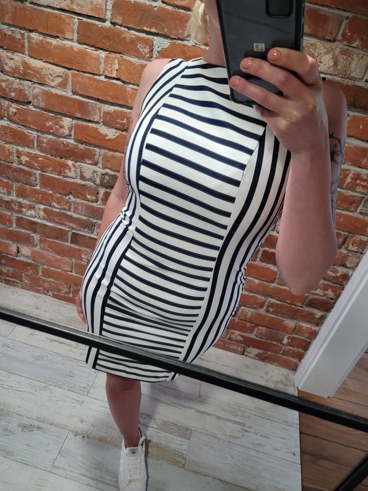 Dopasowana obcisła sukienka w paski mini H&M