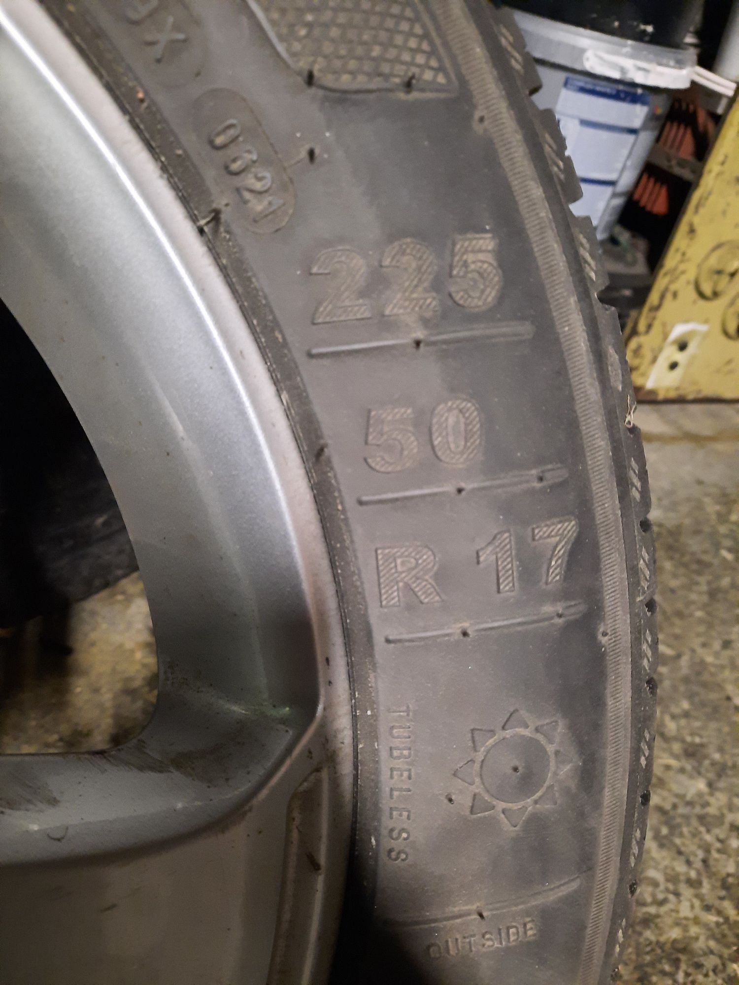 Koła alufelgi 225/50/17 lato ET39  5x112