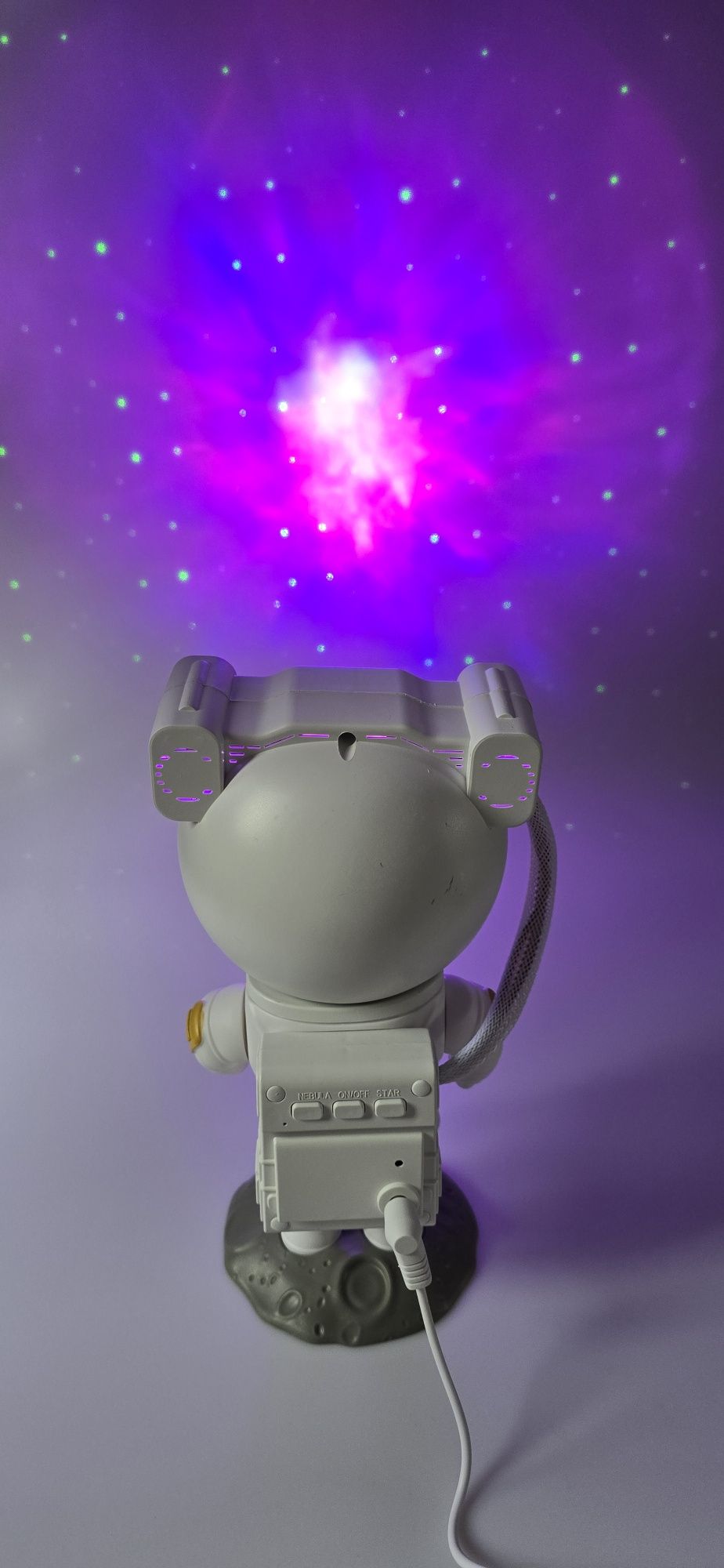 Lampka projektor gwiazd kosmonauta