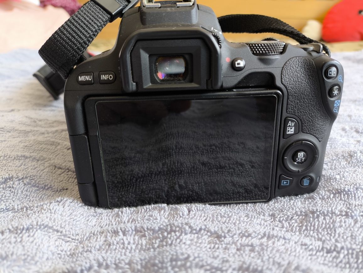 Canon 200d plus 18-55 STM