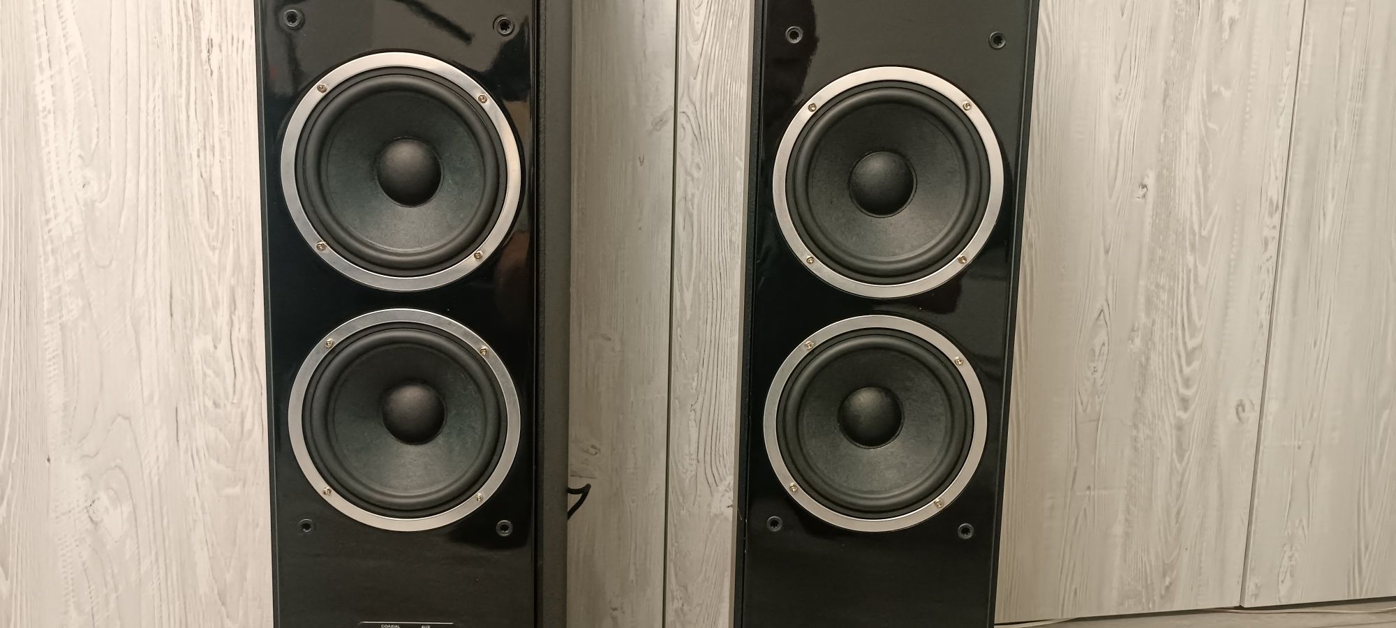 Kolumny aktywne podłogowe Bluetooth 120W RMS