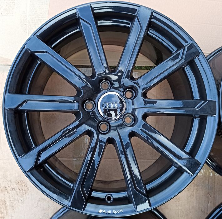 Felgi Oryginał Audi A3 A4 A5 A6 A8 Q3 8Jx18 ET43 5x112 4F0