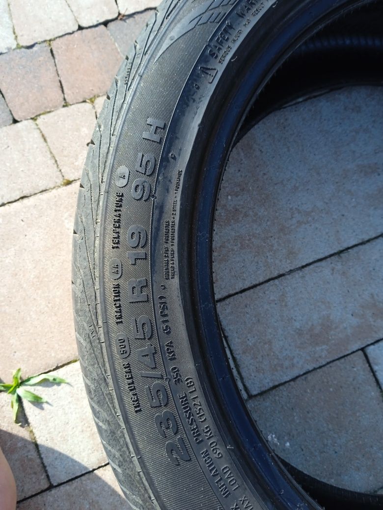 Opony 235/45 R 19  95H