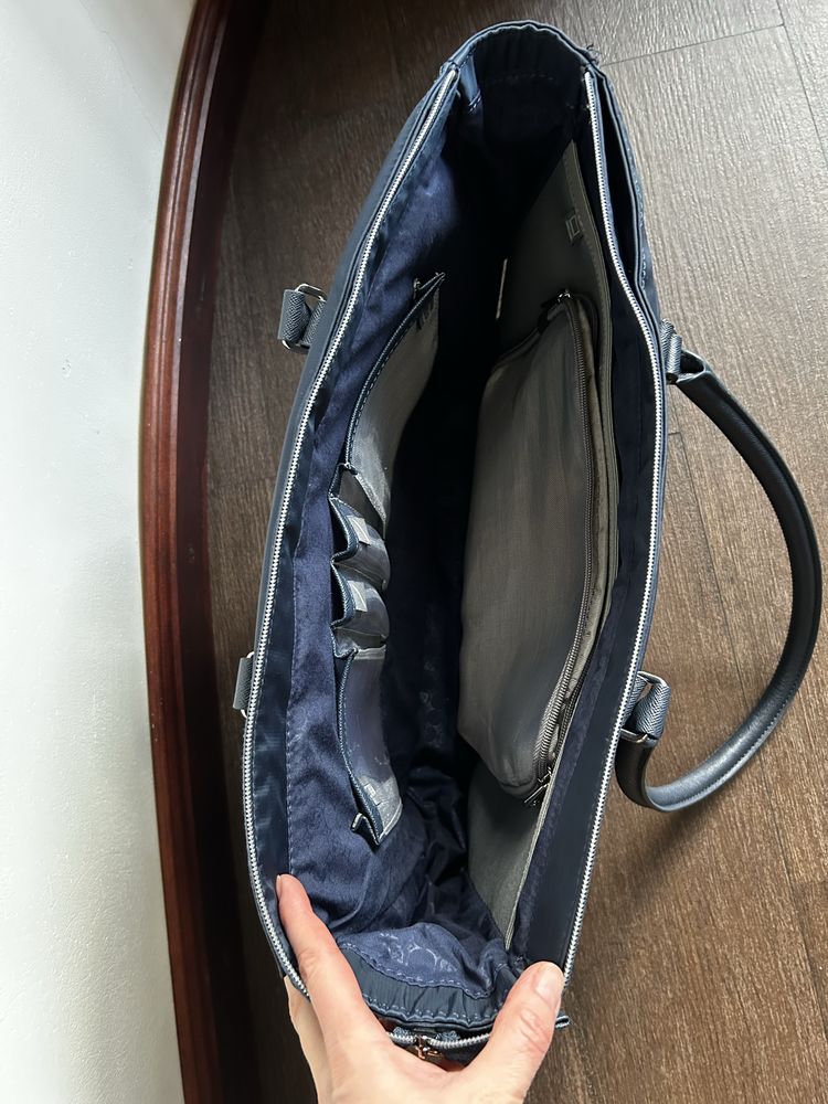 Torba damska na laptopa / podróżna Samsonite granatowa