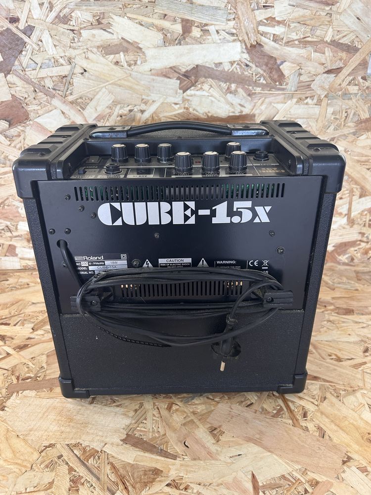 Amplificador Roland Cube 15X