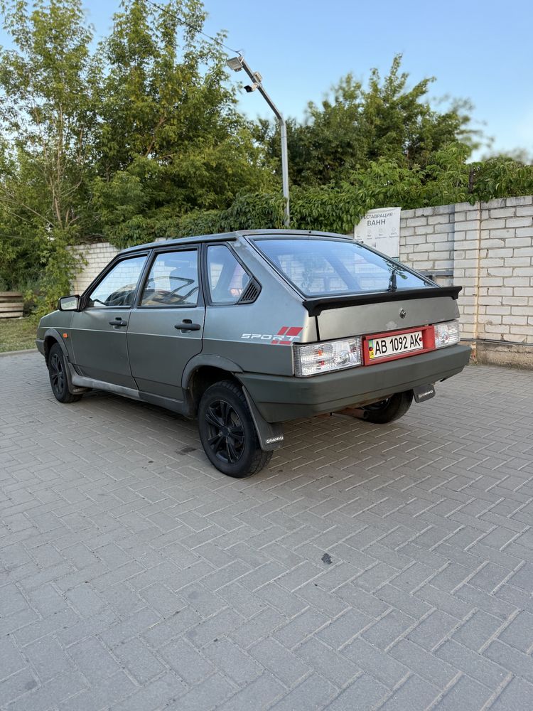 Авто Ваз 2109 експортна гарний стан