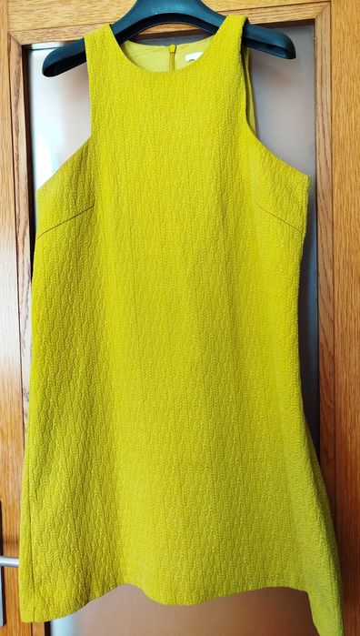 Vestido de verão, cor Pistacho, em bom estado