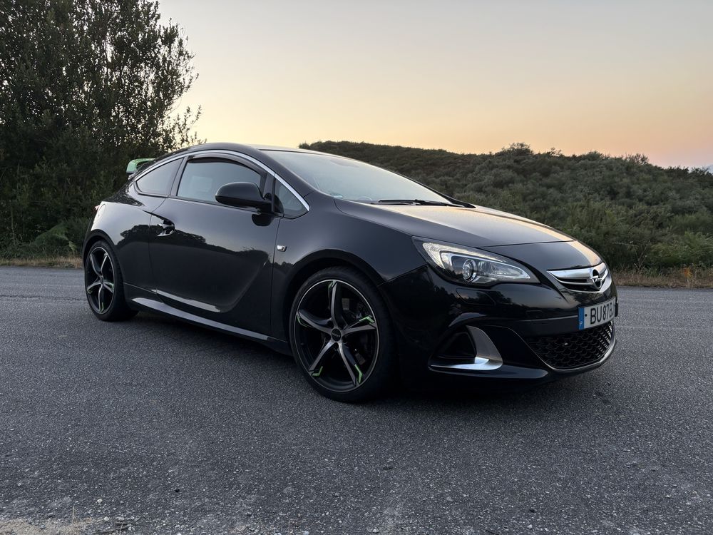 Opel astra GTC OPC