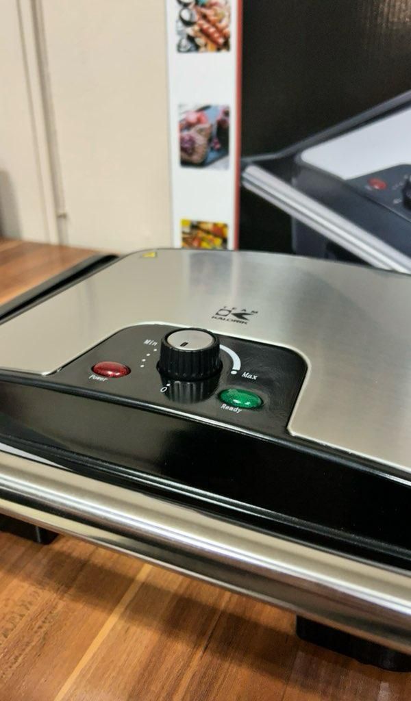 Grill elektryczny Kalorik 2000 W odprowadzanie tłuszczu srebrny/szary