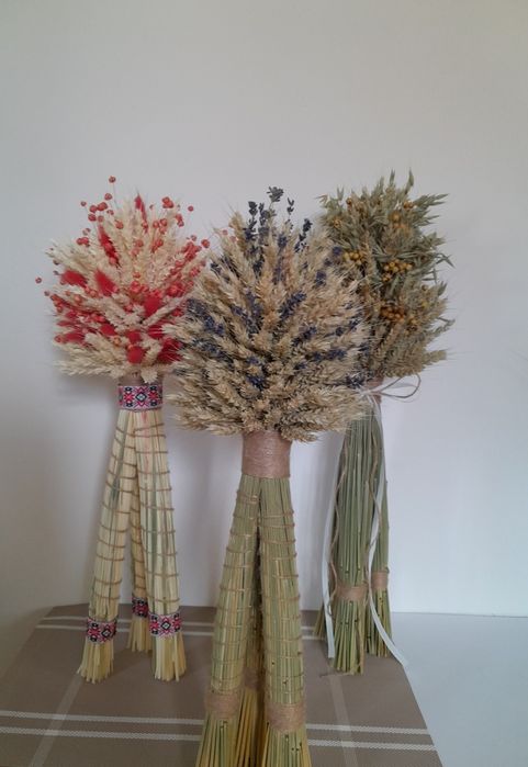 Дідухи та снопи різдвяні