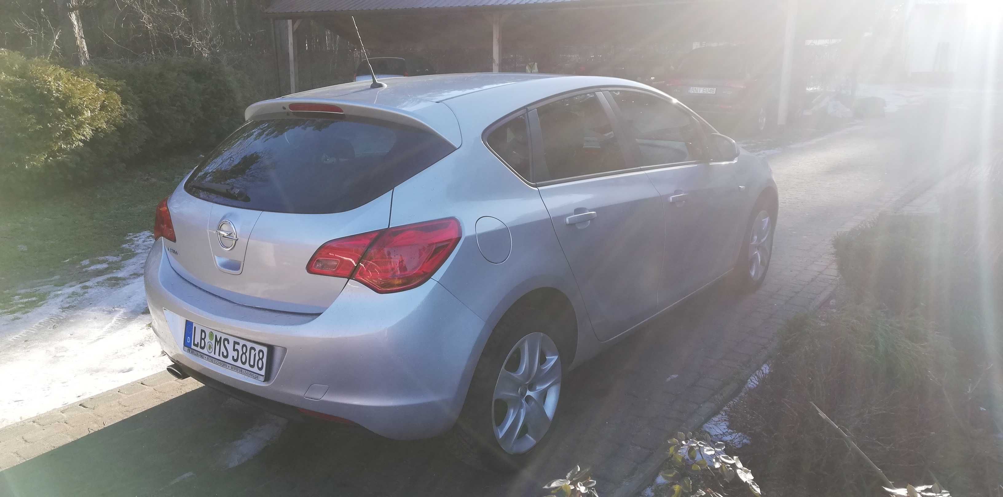 Opel Astra J 1,4 Benzyna z Niemiec