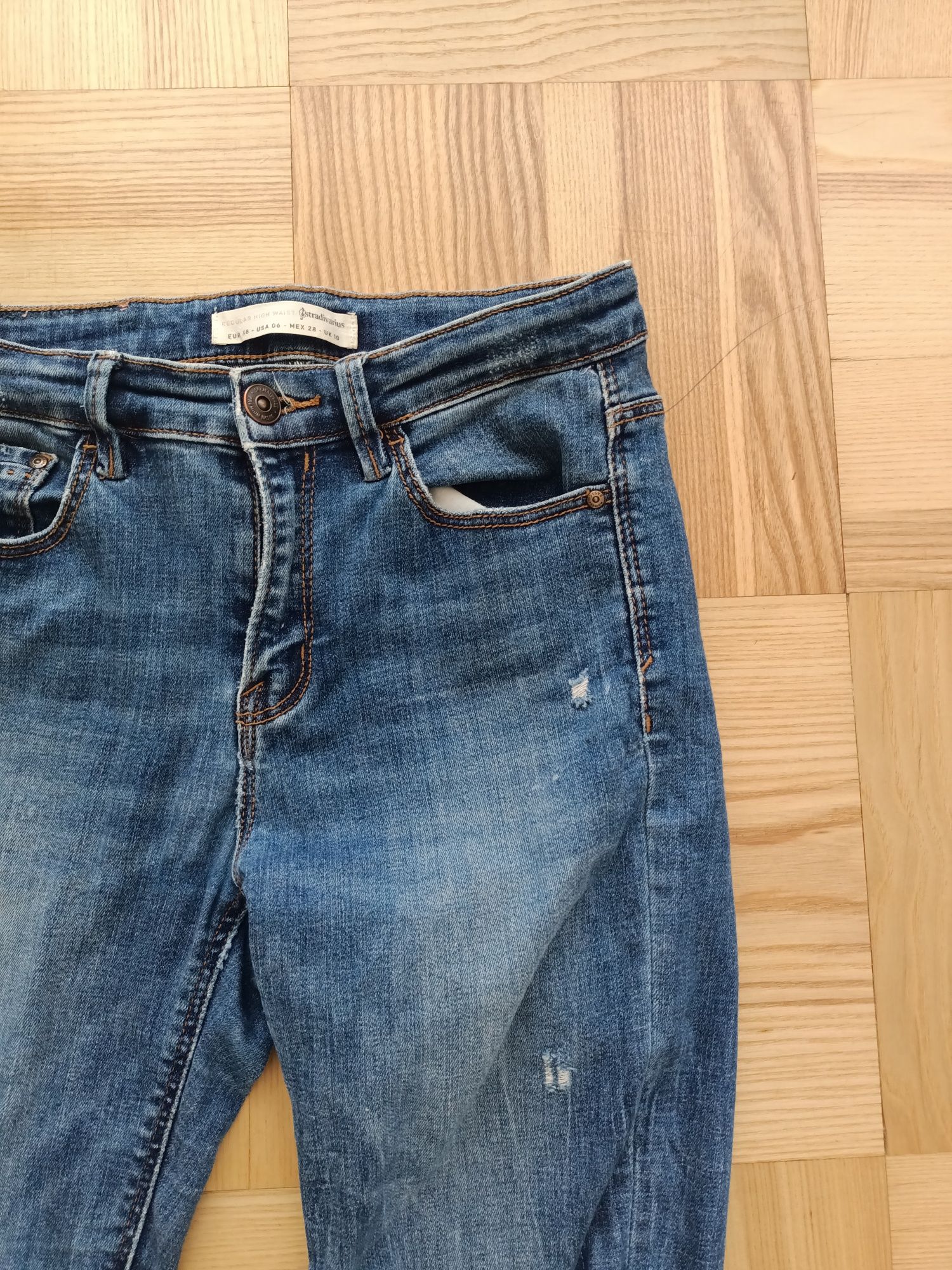 Jeansy Stradivarius dżinsy spodnie skinny z przetarciami rurki obcisłe