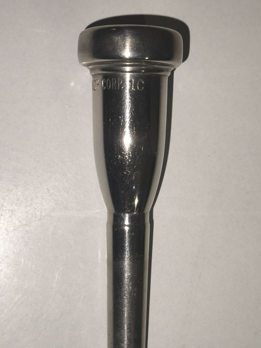 Мундштук для труби Bach Mega Tone C 1