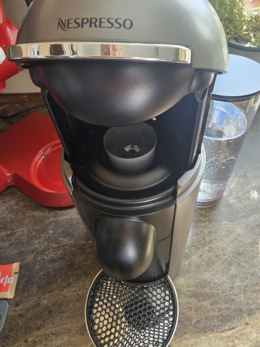 Ekspres Nespresso Vertuo Plus