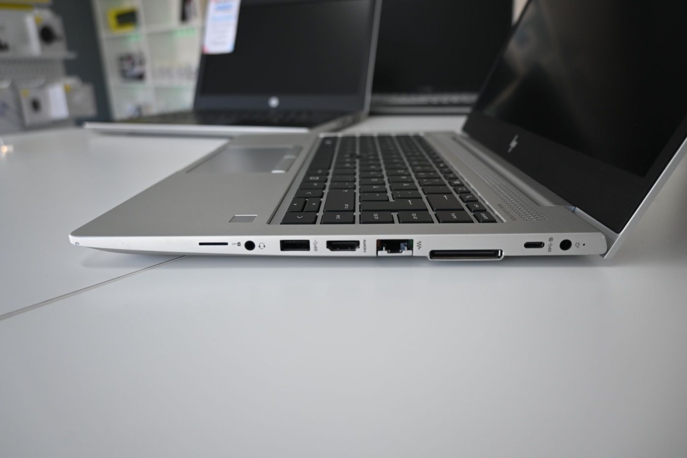 HP EliteBook 745 g6 14" Ryzen 3 PRO | 8GB DDR4 | SSD256GB