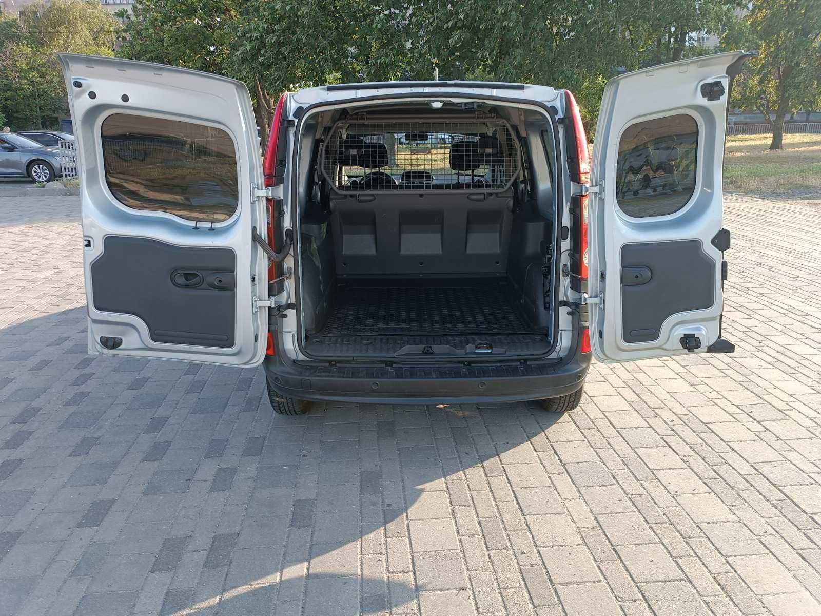 продам Renault Kangoo II    2012года