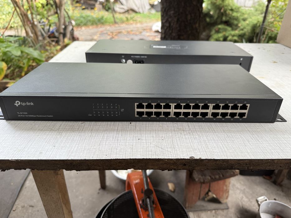 Комутаторы TP-LINK 5 штук. TL-SG1024D, TL-SF1024