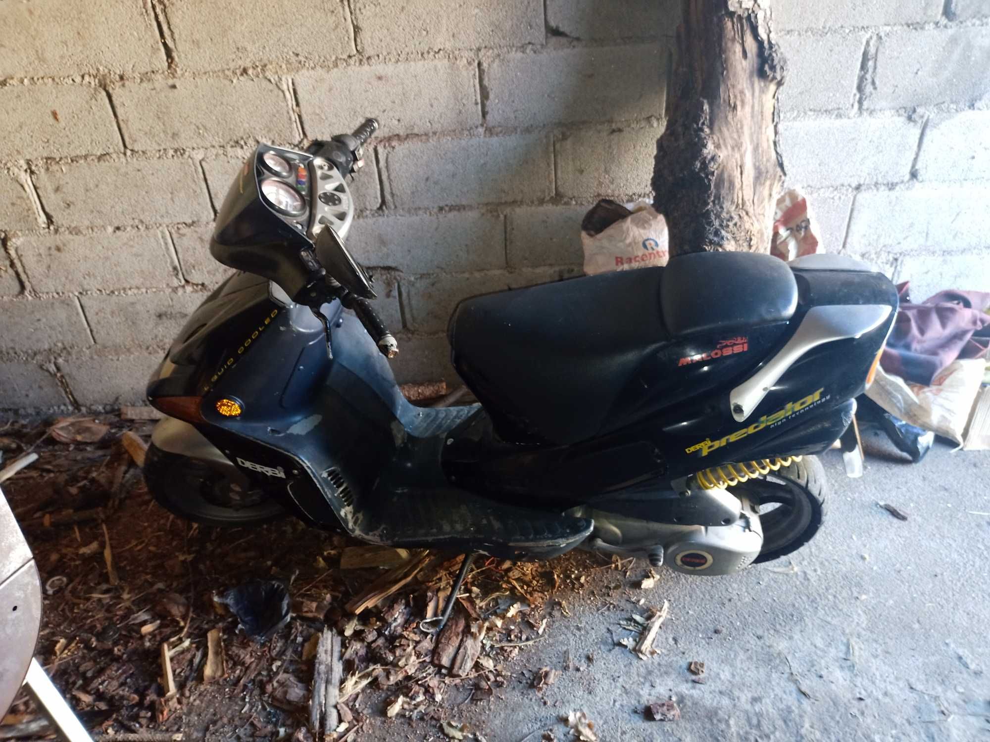 Vendo secooter Dérbi Predator/aceito propostas