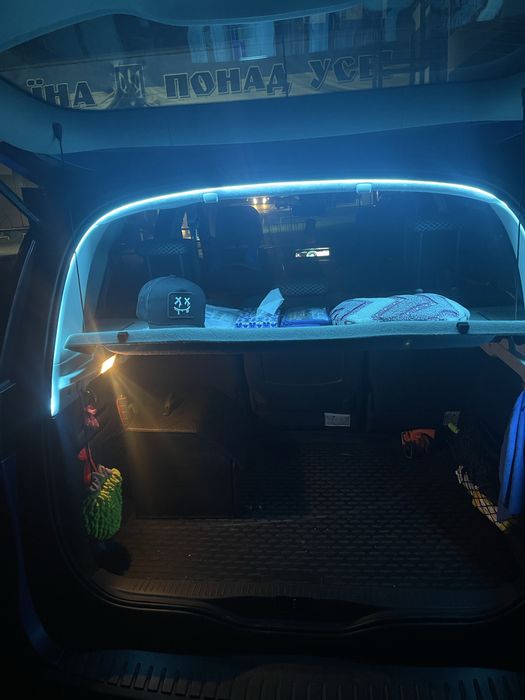 Лед стрічка , підсвітка багажника 2 м, 4 м