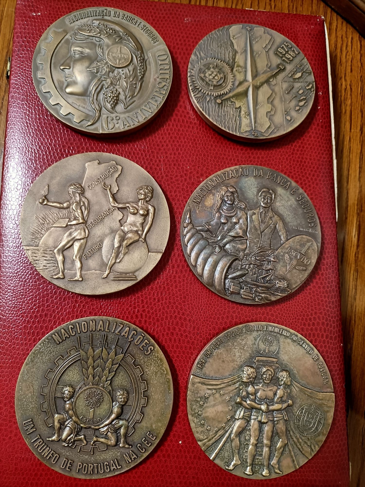 Medalhas em bronze