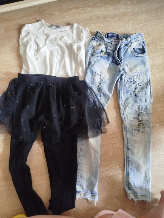 Пакет одягу на дівчинку