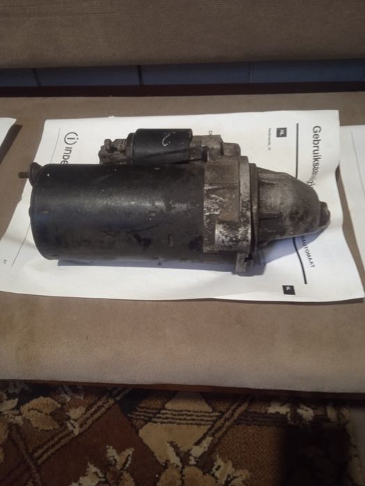 Продам стартер с мерса 124 рабочий