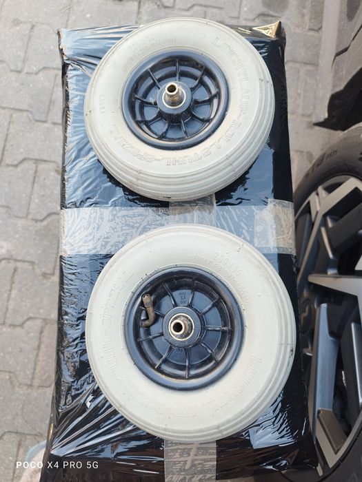 Kółka .kółko pompowane do wózka inwalidzkiego.