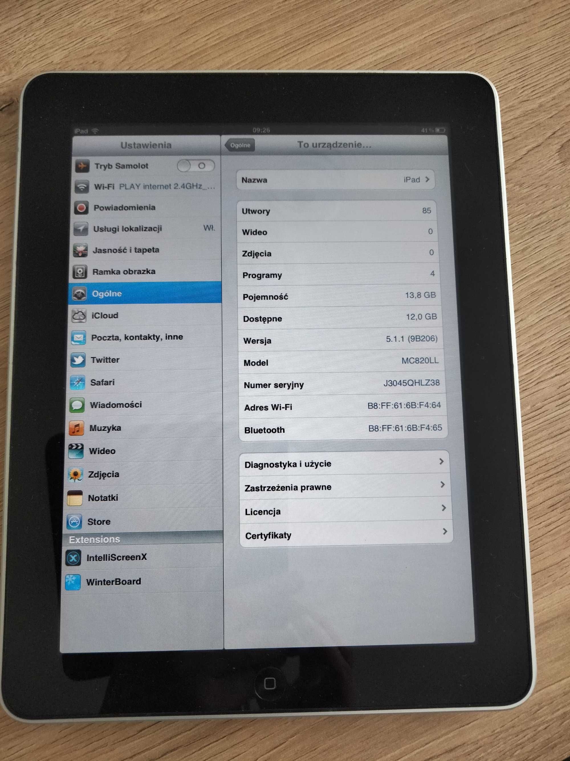 Tablet Apple A1219 9,7" 1 GB / 16 MB srebrny