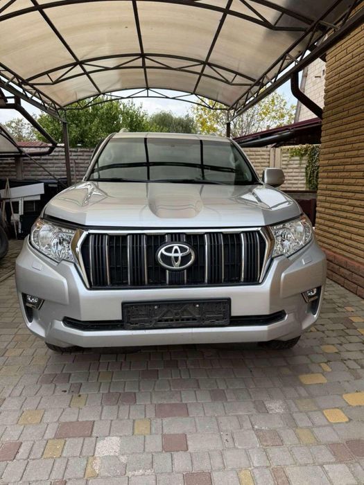 Toyota Land Cruiser Prado 2023 2.8