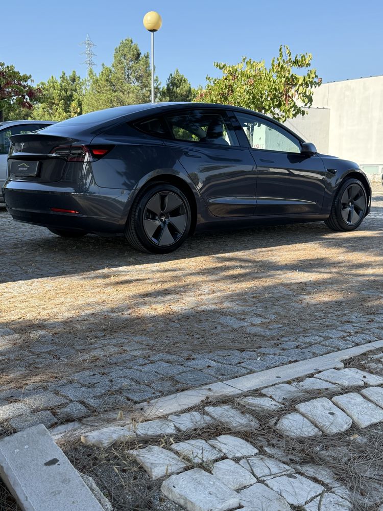 Tesla Model 3 Standard Range Plus Facelift