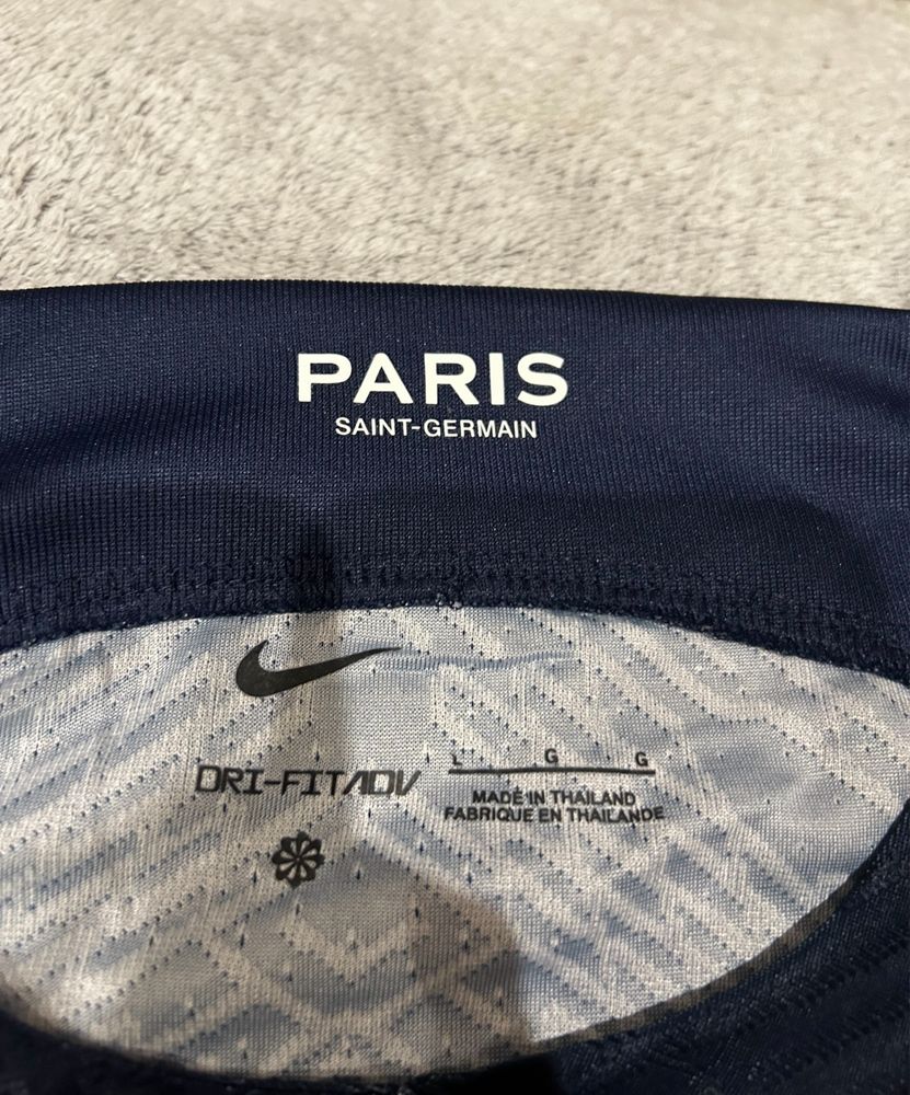 Nowa z metką koszulka piłkarska Nike PSG