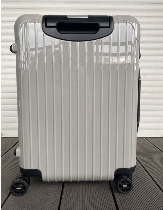 74L Rimowa Porsche 992 PTS Walizka XL 4 kółka Chalk Grey Kredowy Szary