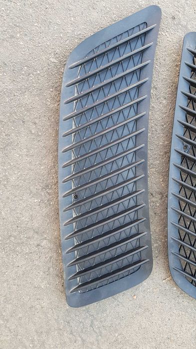 заглушка заборник капота мерседес спринтер