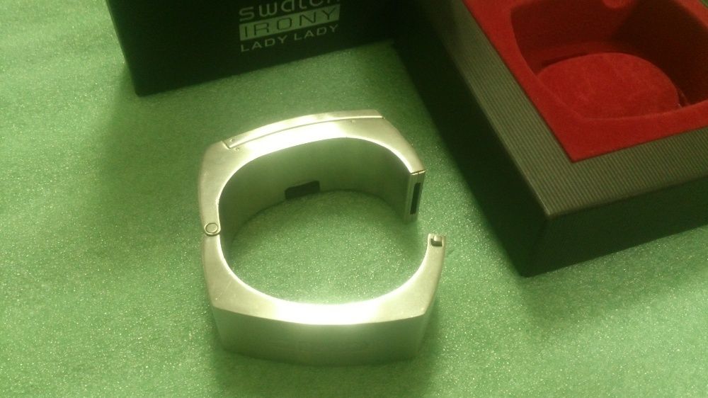 Zegarek Swatch Xoanon Irony Lady YSS127HA