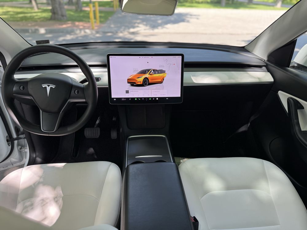 Tesla  Model  Y Longe Range 2022
