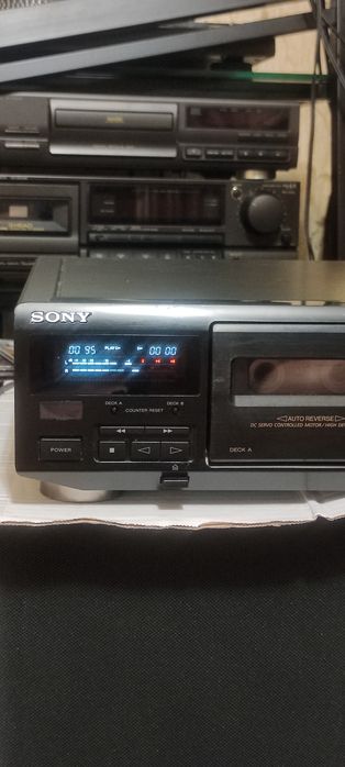 Кассетная дека, магнитофон SONY