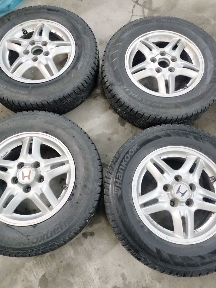 Зимова резина диски R15 114,3 Hankook winter icept iz2 205/70/15