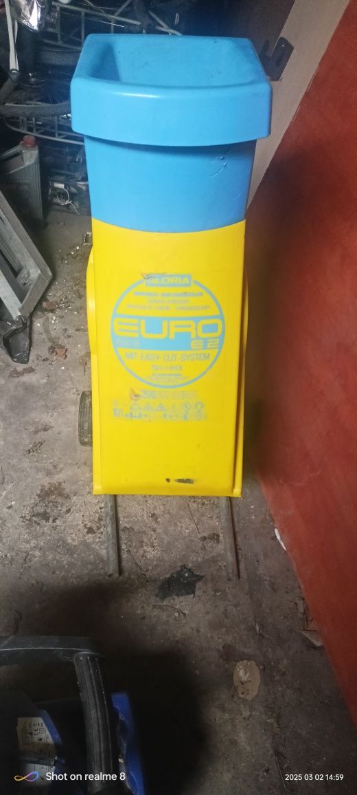 Rębak rozdrabniacz do gałęzi