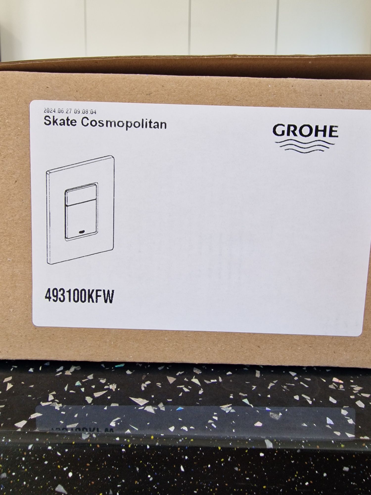 GROHE Skate Cosmopolitan przycisk spłukujący do WC czarny 38966KF0