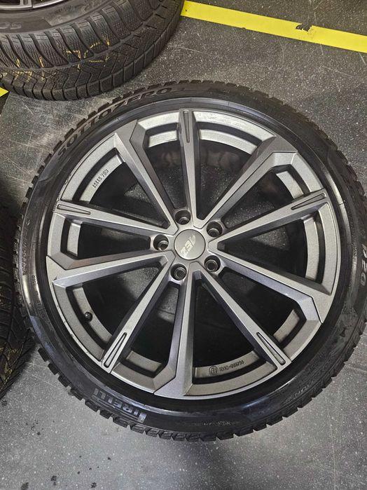 Komplet kół zimowych 20” Pirelli, felgi AEZ Aruba. stan bdb