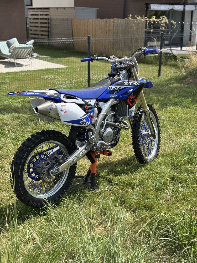 Yamaha YZ 250 4t z 2012 roku.