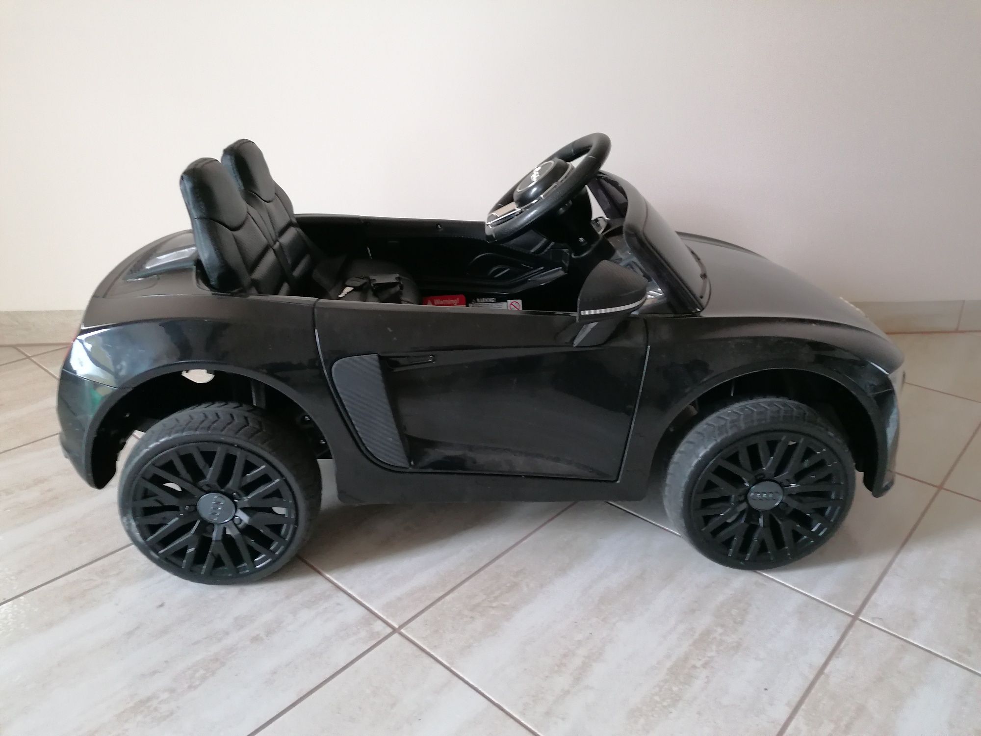 Auto elektryczne Audi R8 Spyder