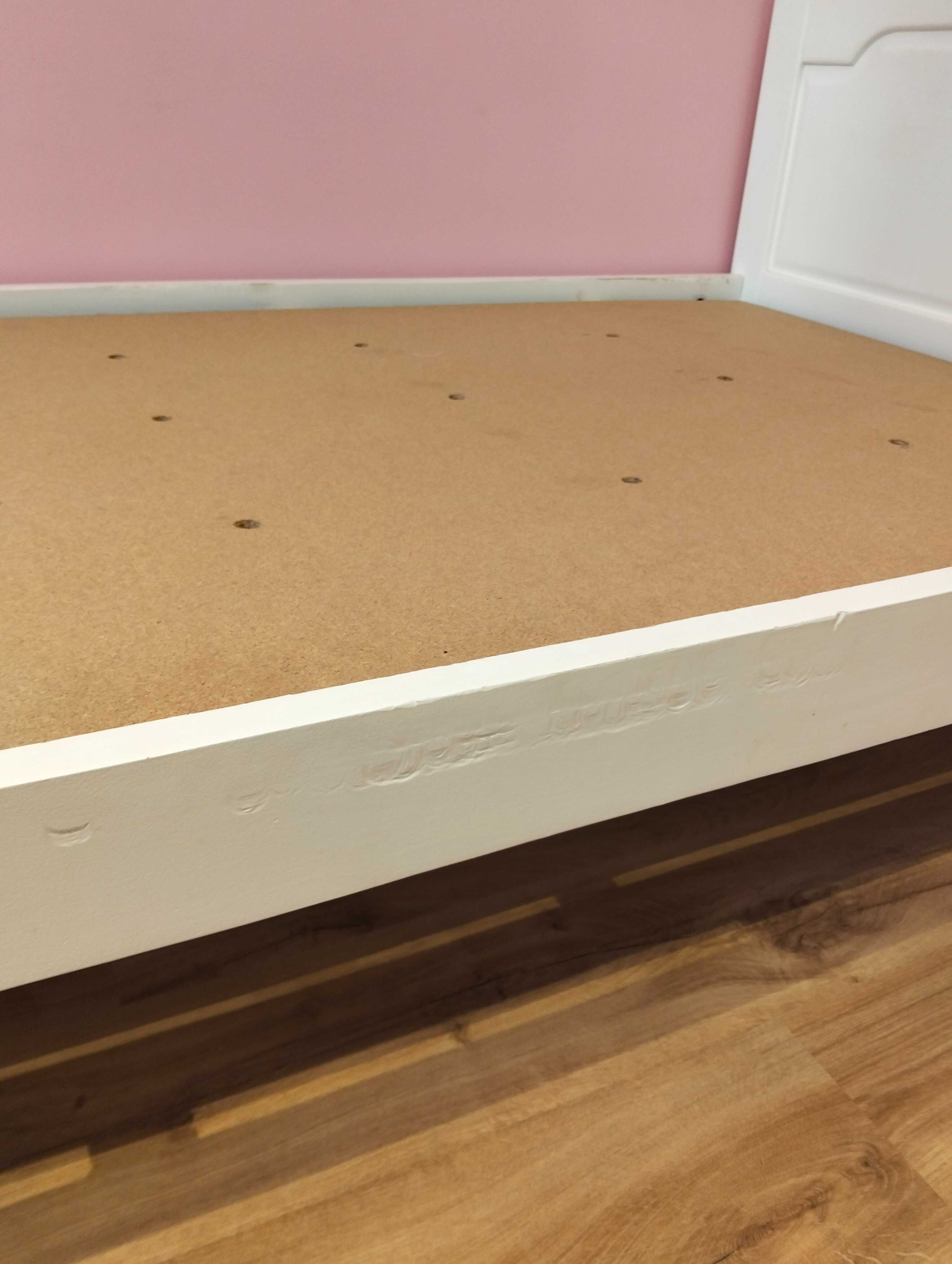 Cama de solteiro